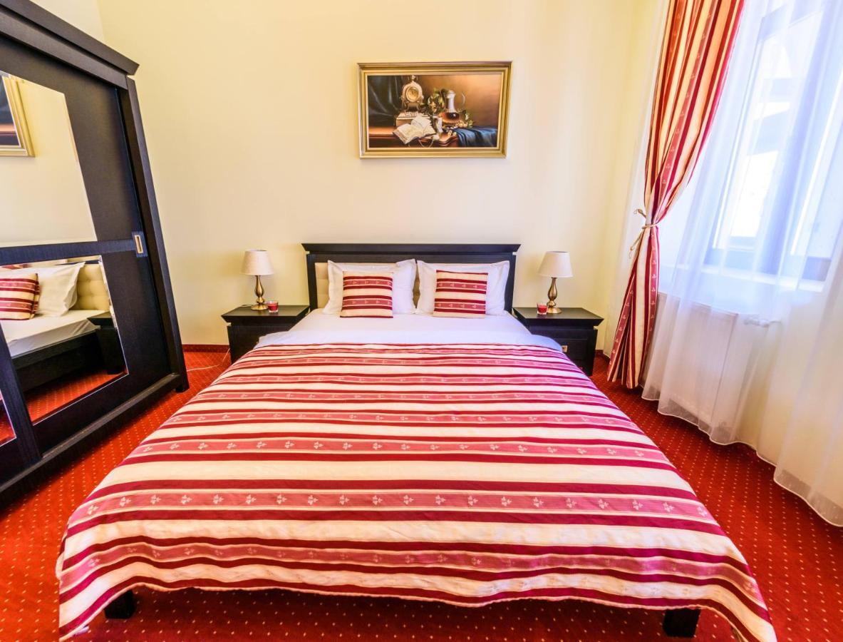 Apartament Baroc Τιμισοάρα Εξωτερικό φωτογραφία