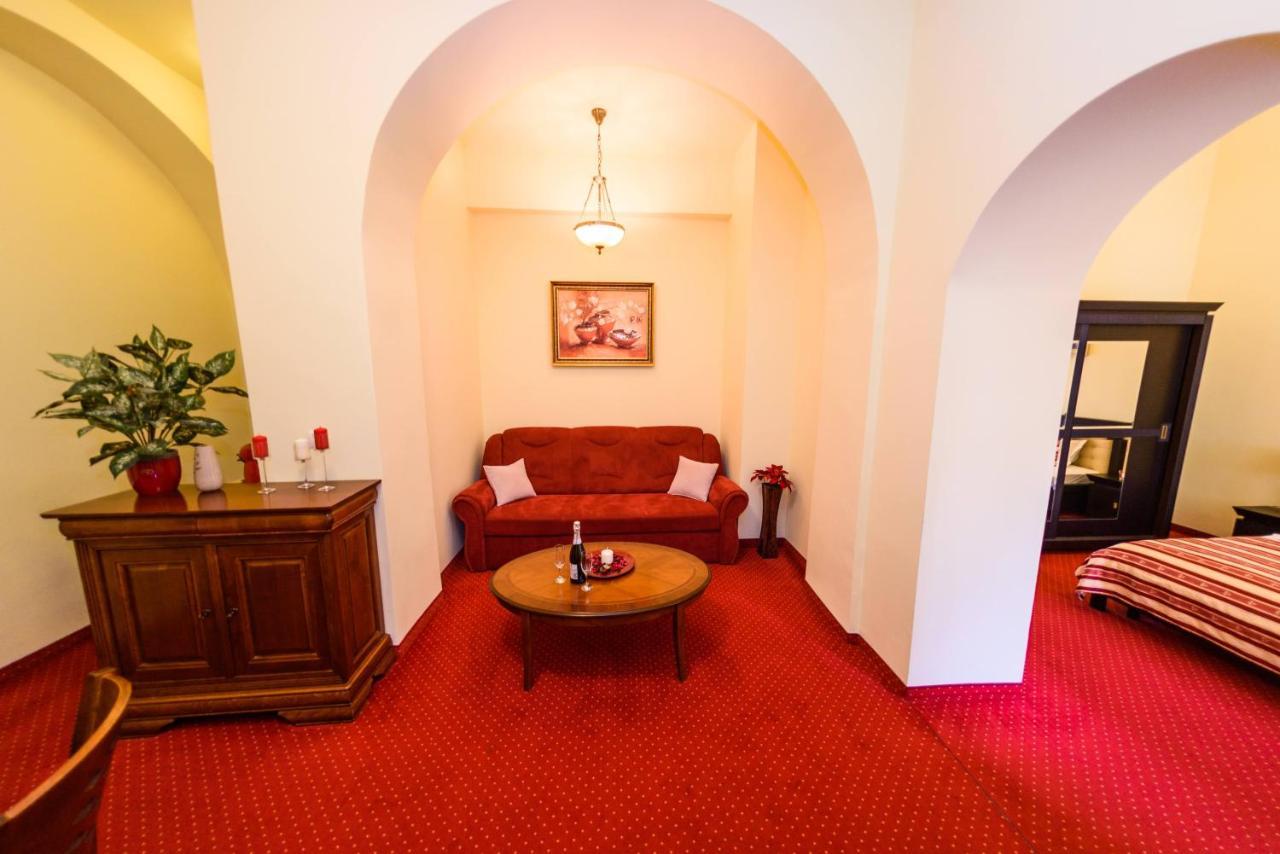 Apartament Baroc Τιμισοάρα Εξωτερικό φωτογραφία